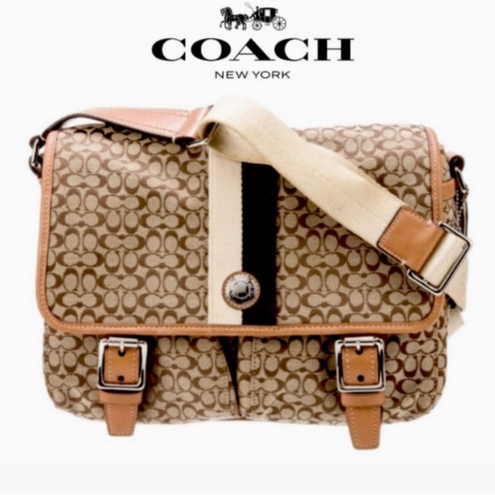 Vintage Limited of Edition Coach Voyager Messenger Bag